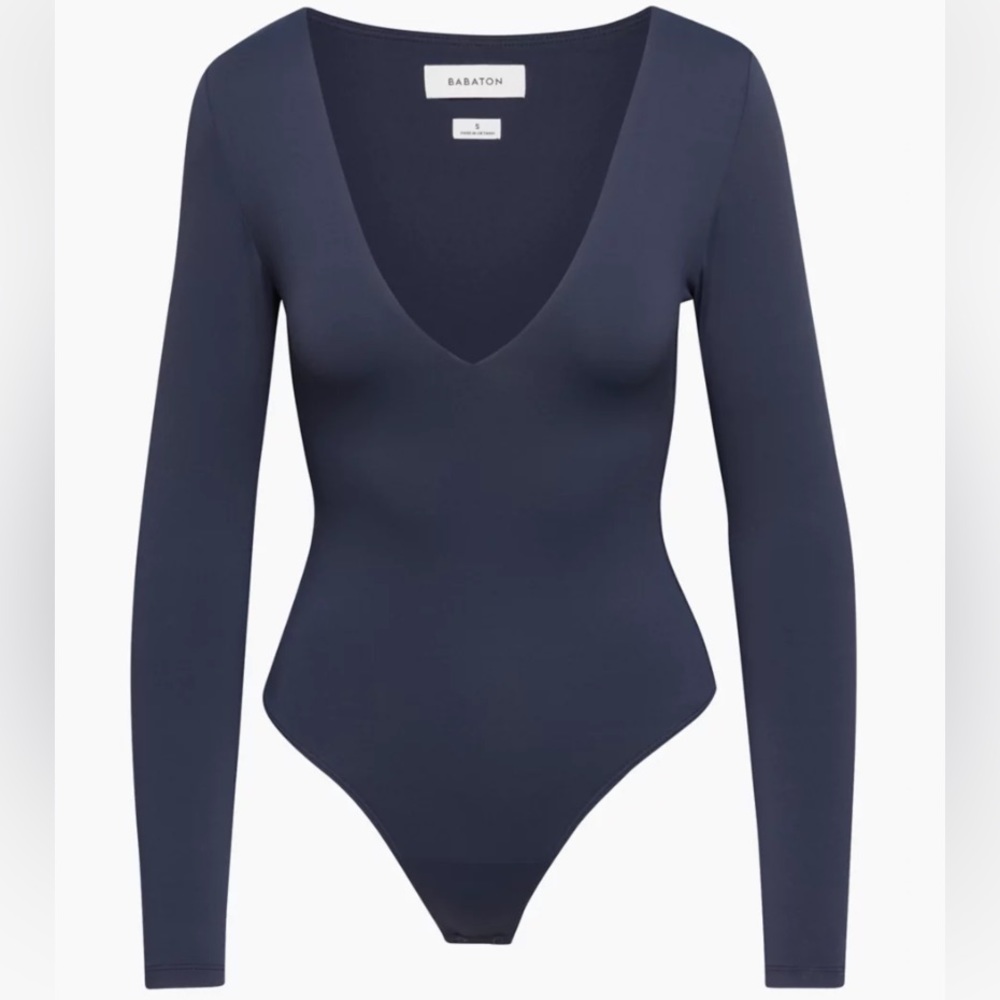 Babaton Contour V-Neck Longsleeve Bodysuit